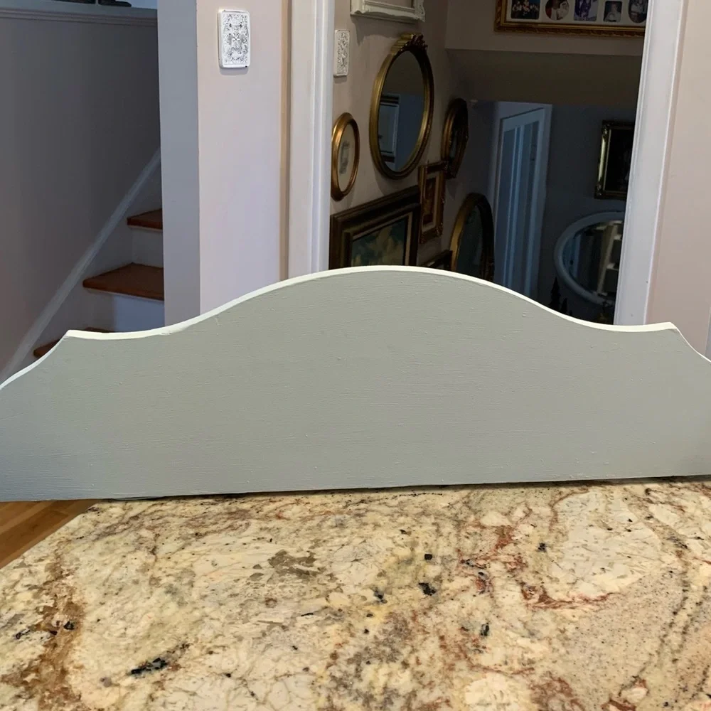 Painted wood and metal shelf
